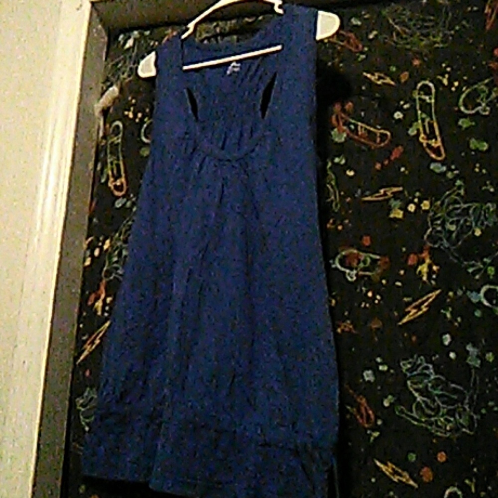 Piper and blue 2X tank